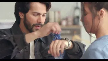 Fossil Q Smartwatches - Customizable Watch Dial| Varun Dhawan | Shruti Hassan v