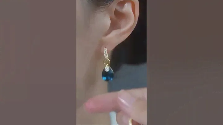 Her Lab Jewelry To Blue crystal drop earrings😍#jewellery #earrings #jewellerydesign